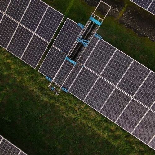 Reinigungsroboter für Solarpanel - WetSlider XL - PV  - AX Solar Robot - Nassreinigung