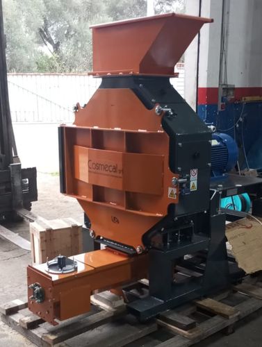 Strohmühle - RF 15 - Cosmecal srl - für Metallspäne / für Holz / Hammer
