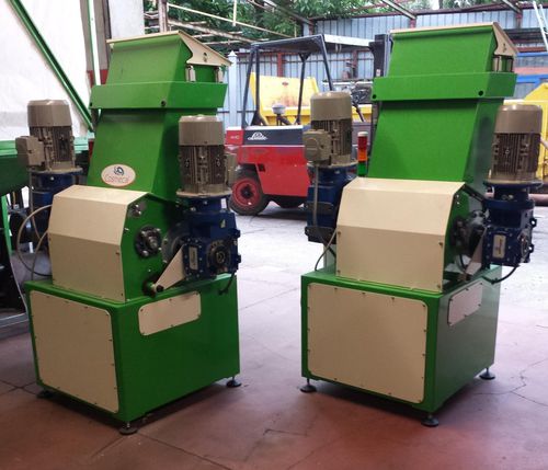 Mühle für expandiertes Polystyrol - BEAVER - Cosmecal srl - vertikal / 380V dreiphasig / mit Reißwolf
