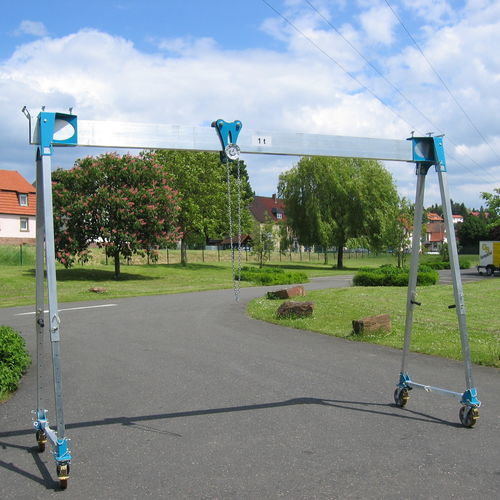 Portalkran mit Gummireifen - 535 150 - WIMAG GmbH - Aluminium / leicht
