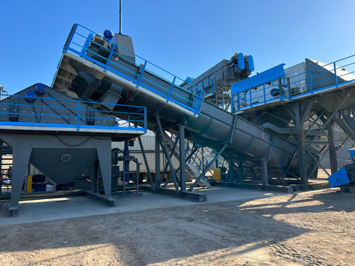 Siebmaschine für Baustellen - Polygonmach - Zentrifugal / mobil / für Schüttgut