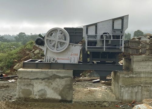 Backenbrecher - Polygonmach - stationär / Primär