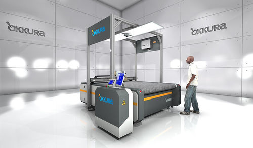 Cutter-Schneidemaschine - OKC1620U - Okkura Limited - für Schaum / für Textil / für PVC