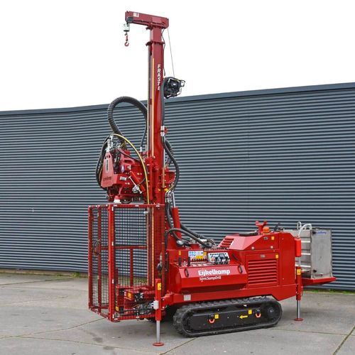 Bohrgerät / horizontal mit Ausrichtung - SmallRotoSonic crawler - Royal Eijkelkamp - Exploration / Multifunktion / mobil