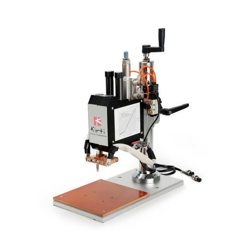 Punktschweißmaschine - Kirti Pressings Pvt. Ltd. - automatisch / für Stahl