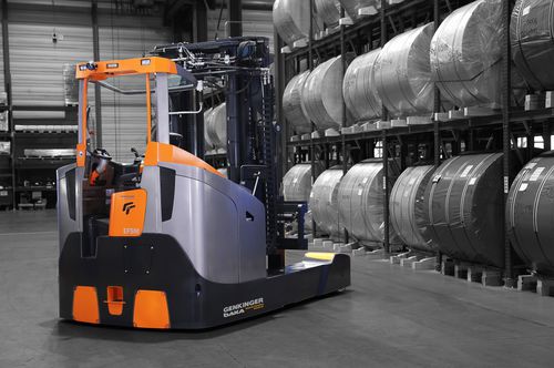 Elektrischer Schubmaststapler - EFSM-S 40 - Genkinger-bAKA Genkinger GmbH - Stand / für enge Gänge / für Palette
