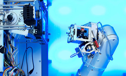 Kommunikationstester - GÖPEL electronic GmbH - für Automobilanwendungen