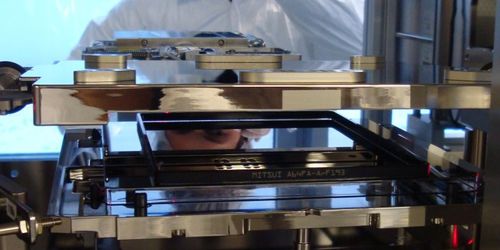 Automatisches Lager- und Handlingsystem - EUV - Fabmatics GmbH