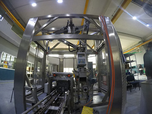 Roboter-Kartonpacker - Technica International - automatisch / für Flaschen / Becher