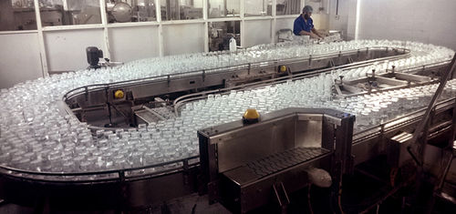 Puffertisch für Förderanlagen - Technica International - für die Abfüllindustrie