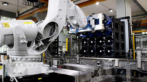 Automatisiertes Beladungssystem - Technica International - Roboter