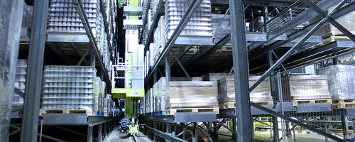 Automatisches Regalbediengerät - Gilgen Logistics AG Intralogistik Gesamtsysteme - für Hochregallager