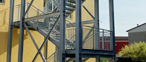 Treppe für Außenbereich - CBS srl - Metall / modular