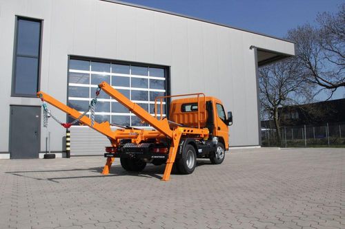 Abrollkipper mit LKW Haken - AKFT 40 - Heimann Fahrzeugbau GmbH & Co. KG