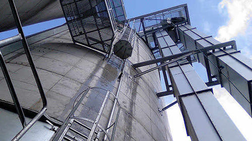 Industriebecherwerk - SMB International GmbH - für Feststoff / für Schüttgut / für Transport