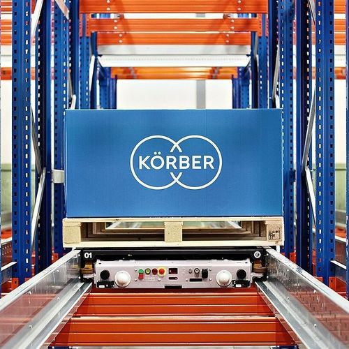 Automatisierter RGV - Körber Supply Chain GmbH - für Lagerhallen