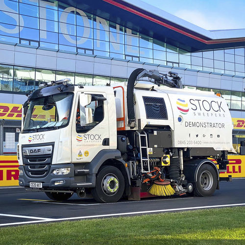 Kehrmaschine für Anbau - S6400 - Stock Group - Diesel / für Außenbereich / Staub