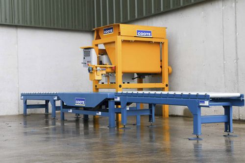 Schwerkraft-Beschicker/Dosierer - Coote Engineering Limited - für Beton / automatisch