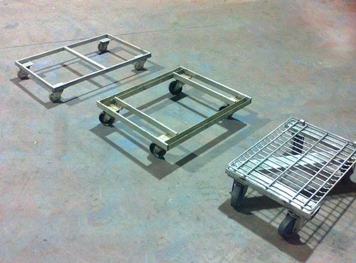 Metall-Transportwagen - Grupo Carmelo