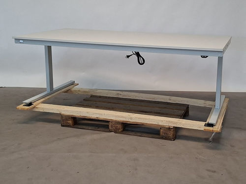 Stahl-Werkbank - 08-AT-200-100-M-Sch - RAU - für Werkstatt / höhenverstellbar / elektrisch