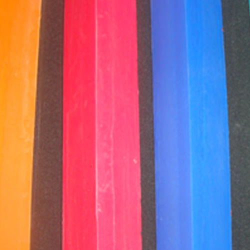 Kunststoffprofil - INTERCAUCHOS DEL VALLES S.A. - Gummi / Metall / L