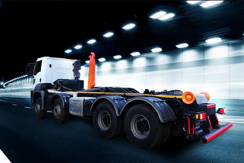 Abrollkipper mit LKW Haken - RN Auto Industry