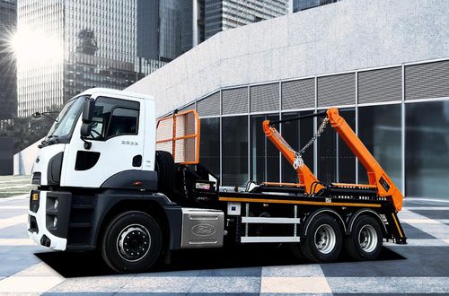 Abrollkipper mit LKW Haken - RN Auto Industry - Gelenkarm