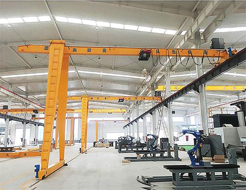 Schienenmontierter Halbportalkran - Xinxiang MAGICART Cranes Co., Ltd - für Modulgebäudebau / für Werkstatt / leicht