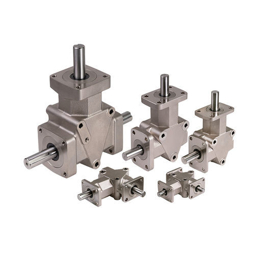 Kegelradgetriebe - Crown Right Angle Gearbox IP65 - ZERO-MAX Europe - rechtwinklig / mit Vollwelle / mit Keilwelle