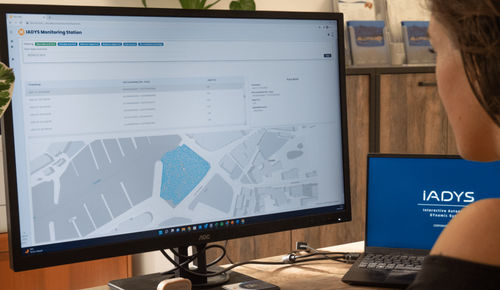 Web-Plattform / zur Überwachung auf See - IMS - Iadys - zur batymetrischen Kontrolle / Datensammel