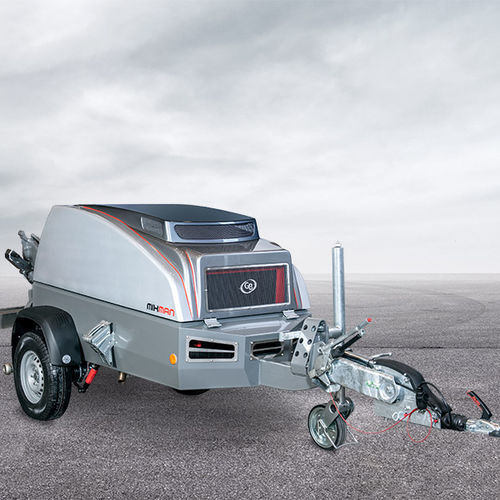 Estrichförderer auf Sattelschlepper - MIXMAN D5 - GB Machines - Diesel
