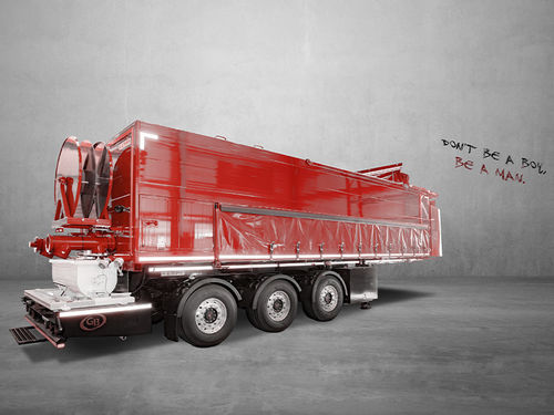 Estrichförderer auf Sattelschlepper - MOBILEMAN D3L - GB Machines - Diesel