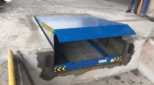 Hydraulische Überladebrücke - DL - OHC LIFT - mit Klappkeil