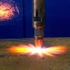 Stahl-Schneiden - L'UNION DES FORGERONS - Edelstahl / eisenfreie Metalle / Karbonstahl