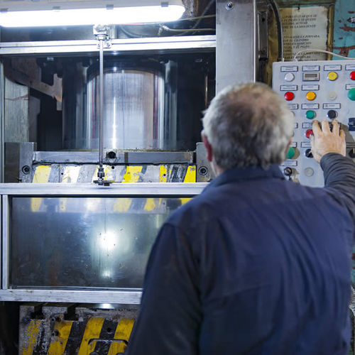 Heißschmieden - URRESTARAZU METALWORKING S.L - Metall / für Automobilanwendungen / für erneuerbare Energien