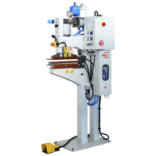 Pneumatische Fixiermaschine - PNP-450 - Biko Meccanica Srl - für Schleifleinen / für Schleifpapier / für schmales Band
