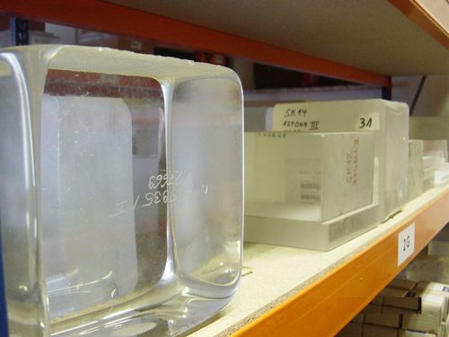 Optisches Glas - OPTICS CONCEPT