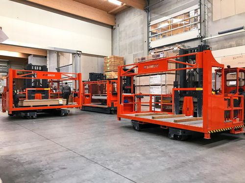 Elektrischer Kommissionierstapler - DIMOS Maschinenbau GmbH - mit Hubgabel / für Lagerhallen