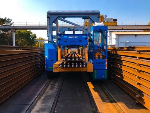 Portalhubwagen für Container - DIMOS Maschinenbau GmbH - elektrisch / für schwere Lasten