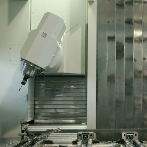 Spanende Bearbeitung / ISO 9001 - CM S.r.l. - EN 1090 / CNC / 5-Achs