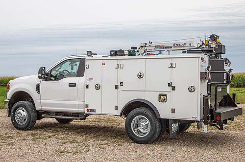 Kran-LKW - TMAX™ 16k series - Stellar Industries - mit Verbrennungsmotor / Offroader / für Gebäudefassaden