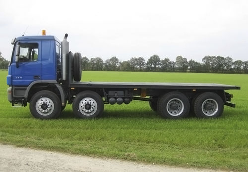 Transport-LKW - MITRA Europe - mit Verbrennungsmotor