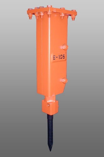 Felsbrecher auf Ausleger - E-106 - NPK Europe Mfg.s.r.o. - hydraulisch