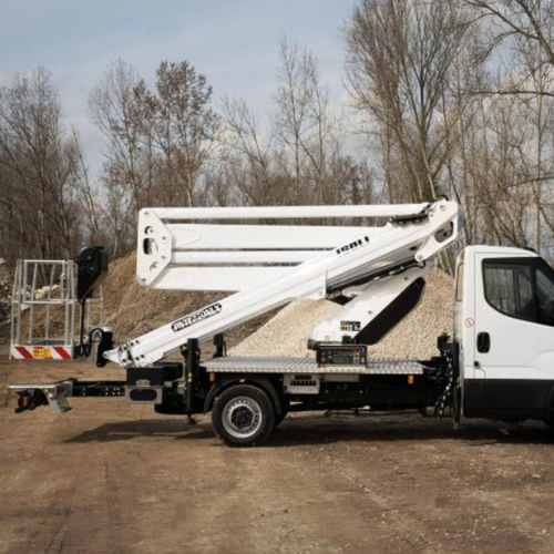 LKW-montierte Gelenkarbeitsbühne - PNT 220 NLX - KLUBB - hydraulisch / Diesel / für Außenbereich
