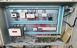 Steuerungsschaltschrank - GIRARDEAU SAS - bodenstehend / Metall / Industrie