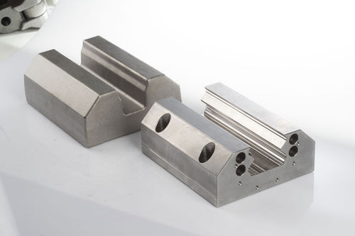 Spanende Bearbeitung / für Automobilanwendungen - Aksan Steel Forging - Profil / für die Bahntechnik / für die Landwirtschaft