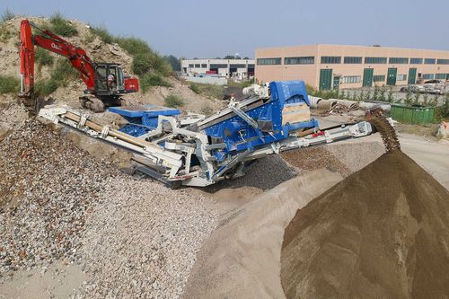 Recycling-Siebmaschine - UVS series - CAMS SRL - Vibration / für Müll / Bandförderer