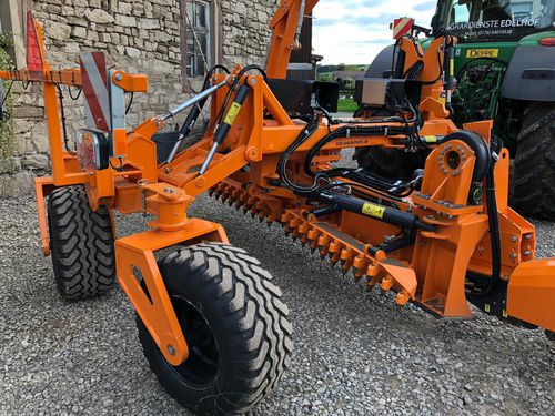 Bodenstehende Hobelmaschine - GP 3500	 - AP Machinebouw B.V. - 4-Seiten / für Bagger
