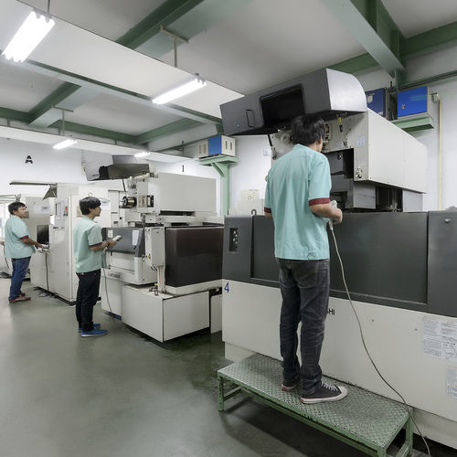 Formherstellungsmaschine für elektrische Haushaltsgeräte - Tooling - Alphacast Co., Ltd. - für Elektronik / für die Medizintechnik