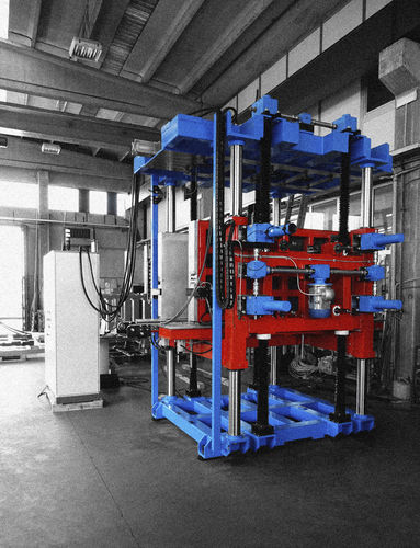 Polyurethanschaum-Formmaschine - VitoPress - Scarioni Srl - Einstationen / elektrisch / horizontal